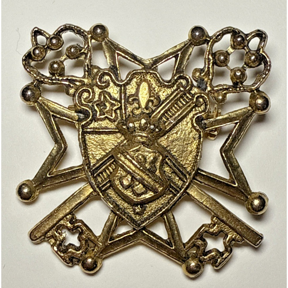Vintage Gold Tone Heraldic Shield Crest Brooch J-1N